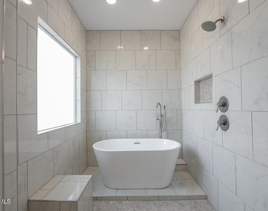 14313 Steve Joyce Parkway - Photo Thumbnail 16