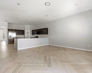 14313 Steve Joyce Parkway - Photo Thumbnail 27