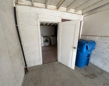 902 Orange Street - Photo Thumbnail 24