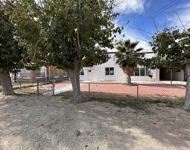 902 Orange Street - Photo Thumbnail 29