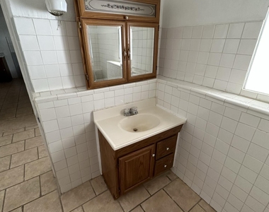 902 Orange Street - Photo Thumbnail 27