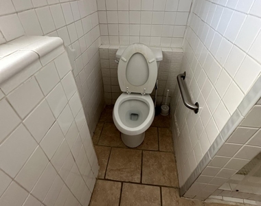 902 Orange Street - Photo Thumbnail 15
