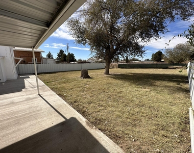 902 Orange Street - Photo Thumbnail 23