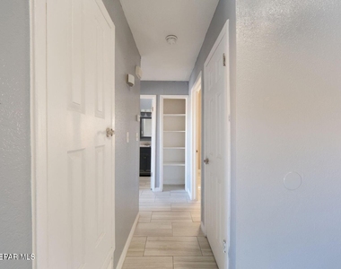1901 Lake Omega Street - Photo Thumbnail 9