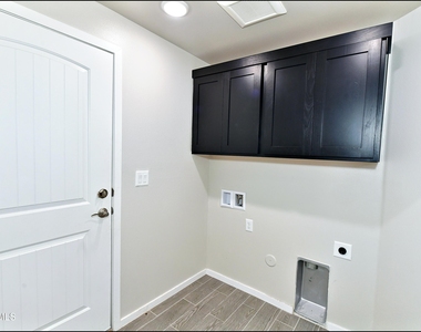 541 Paseo Modesto Drive - Photo Thumbnail 33