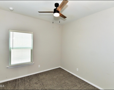 541 Paseo Modesto Drive - Photo Thumbnail 27