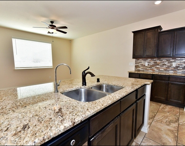 2840 Tierra De Moyo Place - Photo Thumbnail 15