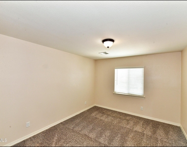 2840 Tierra De Moyo Place - Photo Thumbnail 35
