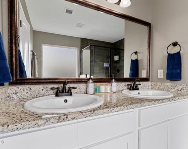 904 Cottage Place - Photo Thumbnail 35