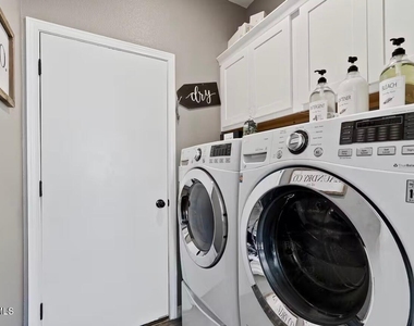 904 Cottage Place - Photo Thumbnail 44