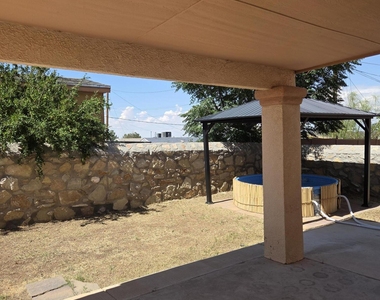 3717 Ne Hubble Drive - Photo Thumbnail 45