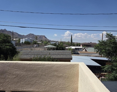 3717 Ne Hubble Drive - Photo Thumbnail 36