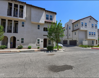 312 Vin Almoradi Court - Photo Thumbnail 3