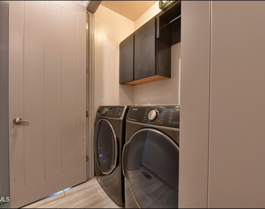 312 Vin Almoradi Court - Photo Thumbnail 30