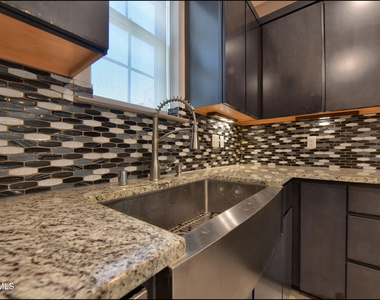 312 Vin Almoradi Court - Photo Thumbnail 17
