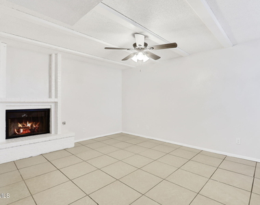 11100 Vista Lago Place - Photo Thumbnail 7