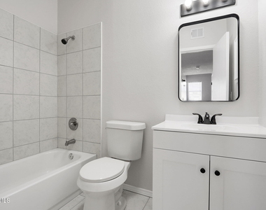 11100 Vista Lago Place - Photo Thumbnail 19