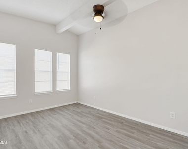 11100 Vista Lago Place - Photo Thumbnail 16