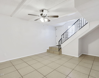 11100 Vista Lago Place - Photo Thumbnail 6