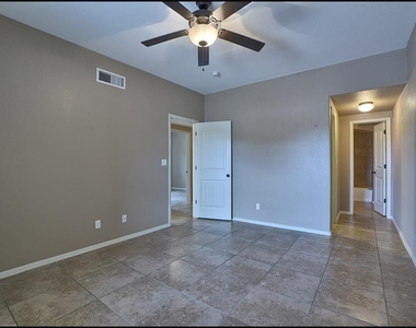 14302 Pancho Gonzalez Court - Photo Thumbnail 17