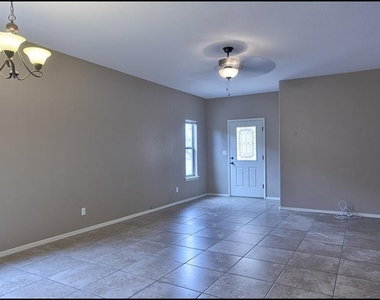 14302 Pancho Gonzalez Court - Photo Thumbnail 7