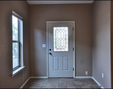 14302 Pancho Gonzalez Court - Photo Thumbnail 4