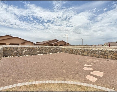 14302 Pancho Gonzalez Court - Photo Thumbnail 30