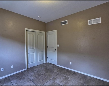 14302 Pancho Gonzalez Court - Photo Thumbnail 26