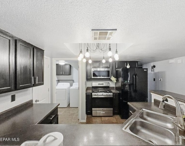 13265 New Britton Drive - Photo Thumbnail 6