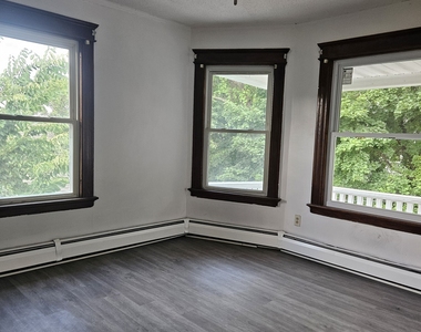 48 Poplar Street - Photo Thumbnail 13