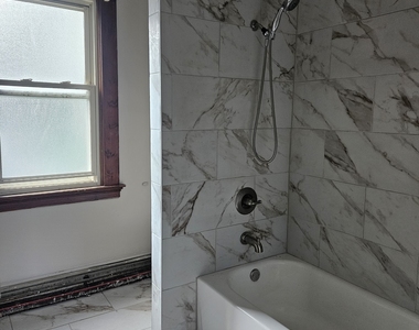 48 Poplar Street - Photo Thumbnail 5