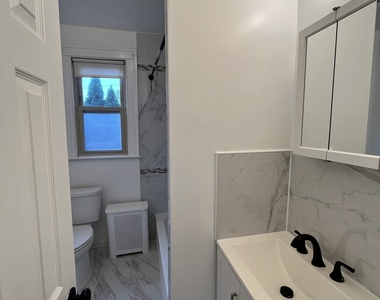 30 Coram Street - Photo Thumbnail 13