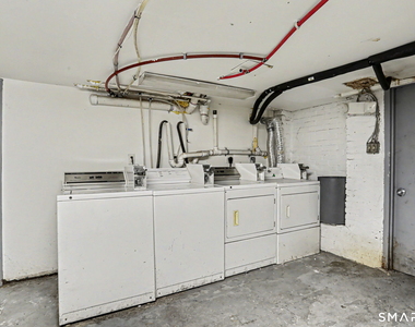 211 Main Street - Photo Thumbnail 6