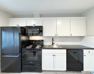 16 Ruby Street - Photo Thumbnail 4