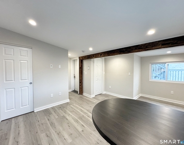 16 Ruby Street - Photo Thumbnail 2