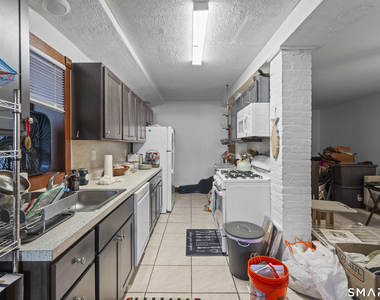 251 Lawrence Street - Photo Thumbnail 5