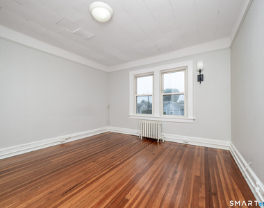 33 Seaview Avenue - Photo Thumbnail 22