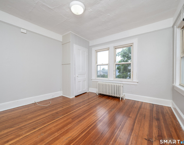 33 Seaview Avenue - Photo Thumbnail 26