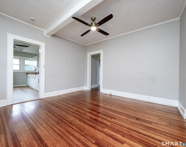 33 Seaview Avenue - Photo Thumbnail 15