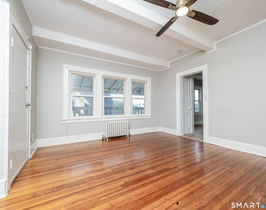 33 Seaview Avenue - Photo Thumbnail 13