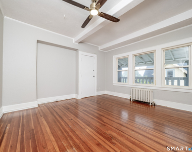 33 Seaview Avenue - Photo Thumbnail 11