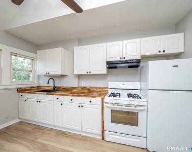 33 Seaview Avenue - Photo Thumbnail 8