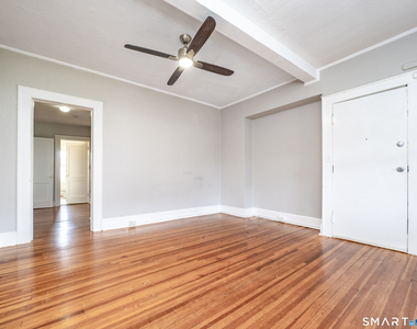33 Seaview Avenue - Photo Thumbnail 14