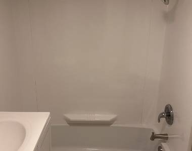 1426 Highland Avenue - Photo Thumbnail 8