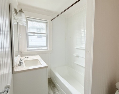 84 Putnam Street - Photo Thumbnail 11