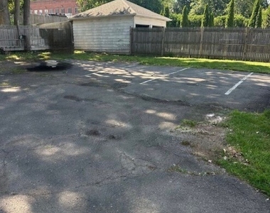 48 Ardmore Road - Photo Thumbnail 13