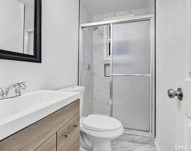 25 Myrtle Street - Photo Thumbnail 12