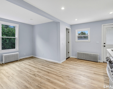 25 Myrtle Street - Photo Thumbnail 4