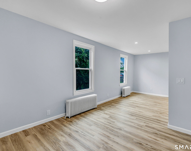 25 Myrtle Street - Photo Thumbnail 10