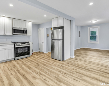 25 Myrtle Street - Photo Thumbnail 8